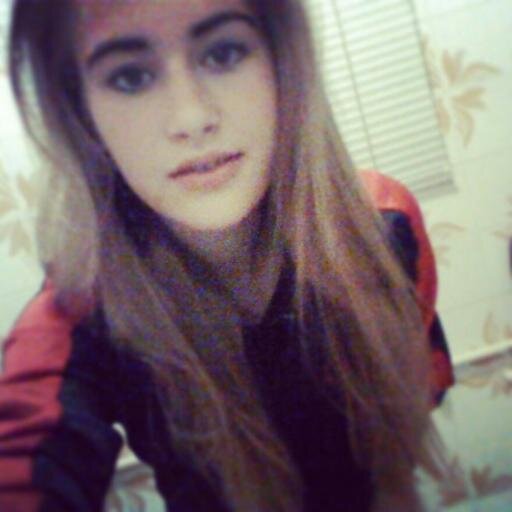 I love Beth Mota,1D,5SOS,AustinMahone,horses and Converse  :3 Other acc: @Sanja1DMahone I follow back. x