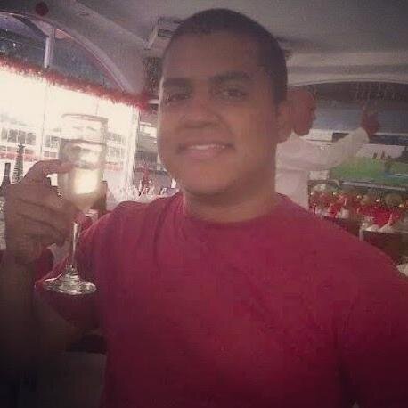 Hablando de todo un poco y escribiendo casi todo lo que piensa... Aparte, negro relajado y ni tan faramallero