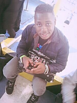 chuiii un bresilien et fier de l etre fuck aux enculer ki m invente des origine ...;)fb ailton lopes bbrasîl rajouter les genz