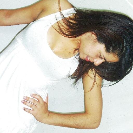 MODELO - BAILARINA - me gusta lo que hago vivo de ello es mi felicidad - día a día voy por mis anhelos