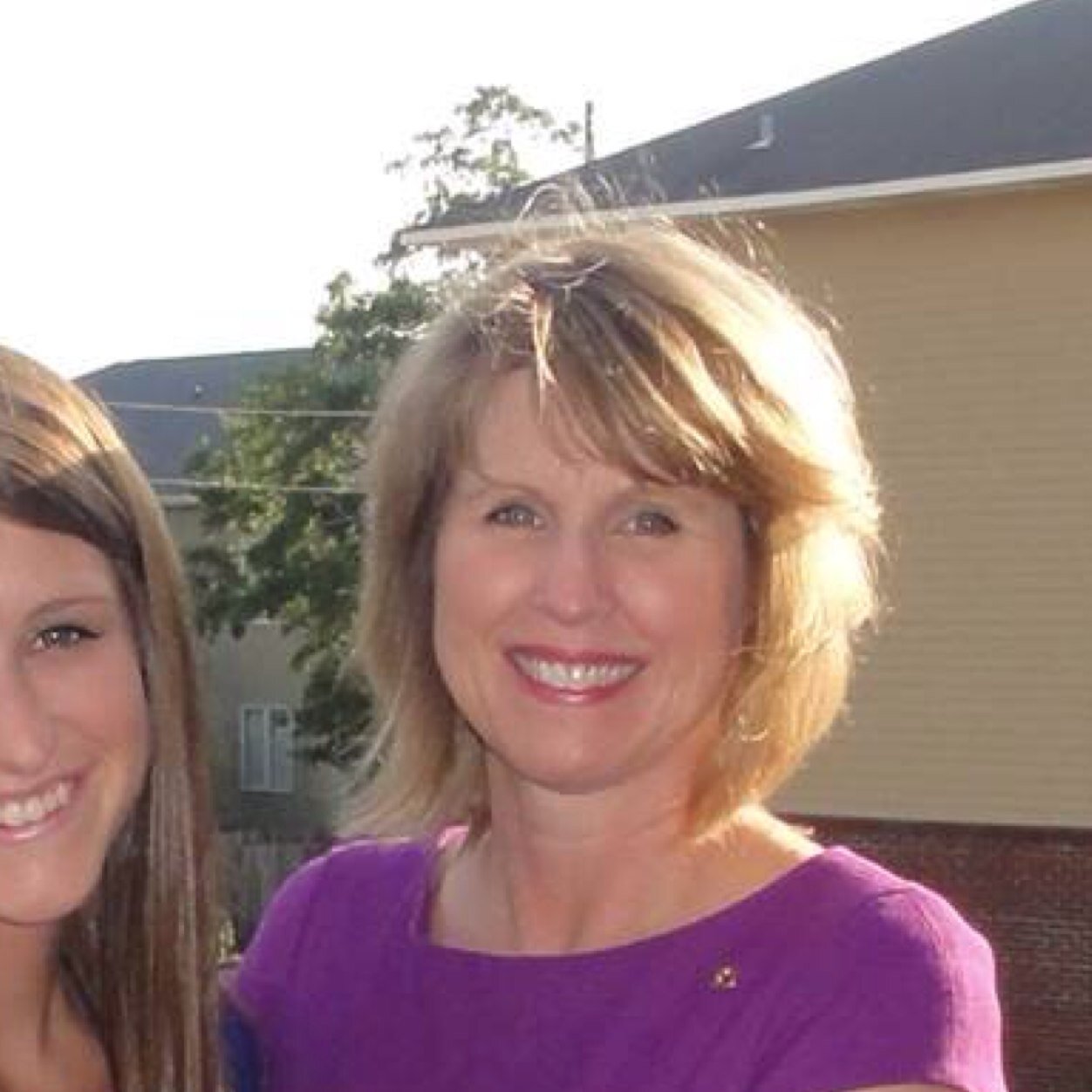 Auburn Alum.  Mom of 3 Auburn Alum.  Work CCC Systems and SPS  workaholic, words w friends, auburn football. Family first.