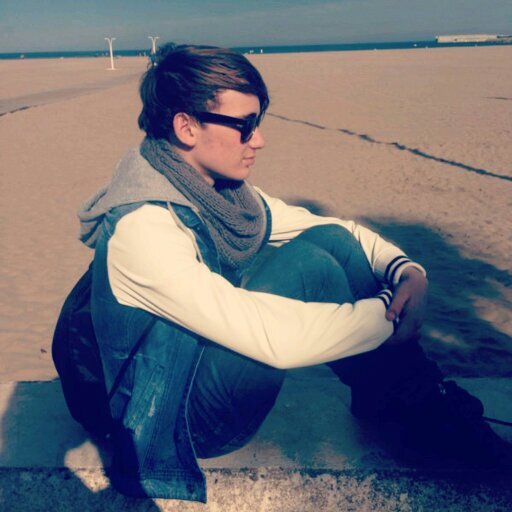 16 enamorado de peter pan/mi sueño es viajar a nunca jamas con el que me saca la sonrisas como el solo/segunda estrella a la derecha...