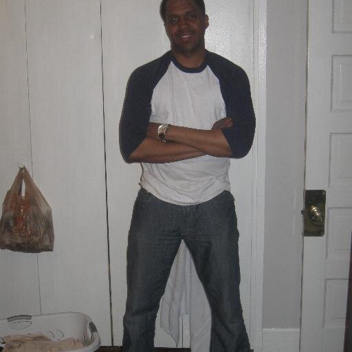 LDowgg87's profile picture. Hello twitter Im a nice guy that like to make friends!