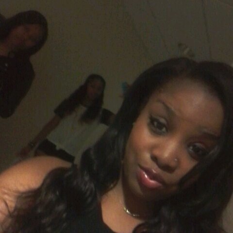 Imperfection At Its Best. Trying to find my way in this crazy place. Good girl with bad habbits.