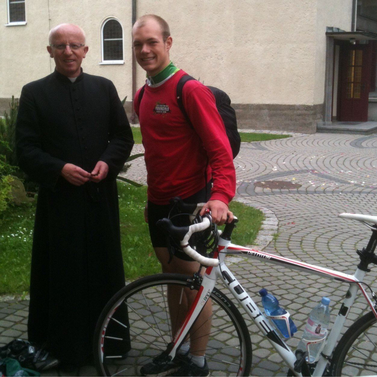 I am a Seminarian for the Archdiocese 
of Grouard-McLennan. I Love the Catholic Church and my Bike.. #JohnVianney #ChiaraLuce #Pray4Us