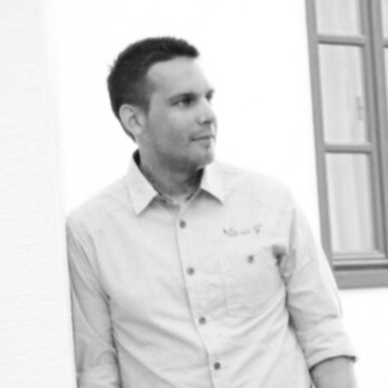 I'm a Web Developer who loves football, gaming, films, tv and cars!