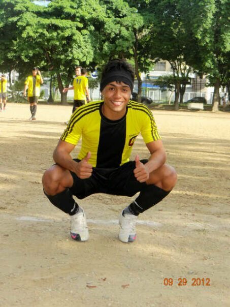 9RuidO's profile picture. Nunca juzgues a un libro por su portada ☺