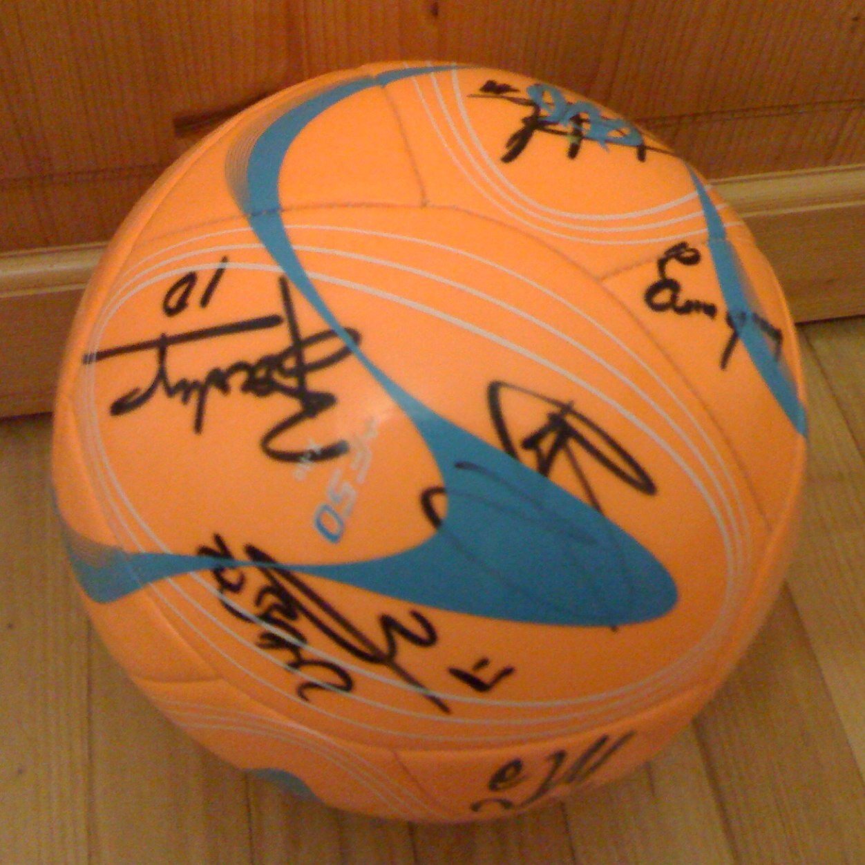 fclorient56's profile picture. 