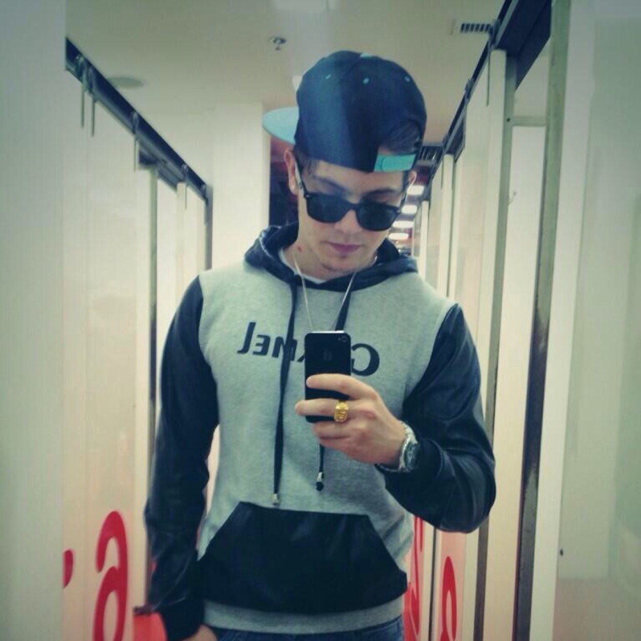 Fã Clube Dominicano pra o perfeito de o @Chris_Leao Te vivo! ❤️ Eu sou #Leonete até morrer! ✌️ ~ Twitter & Instagram: @CrisPauliino