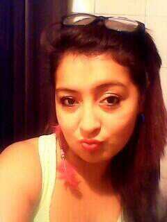 charolayn2122's profile picture. Aprendemos a amar no cuando encontramos a la persona perfecta, sino cuando llegamos a ver de manera perfecta a una persona imperfecta.