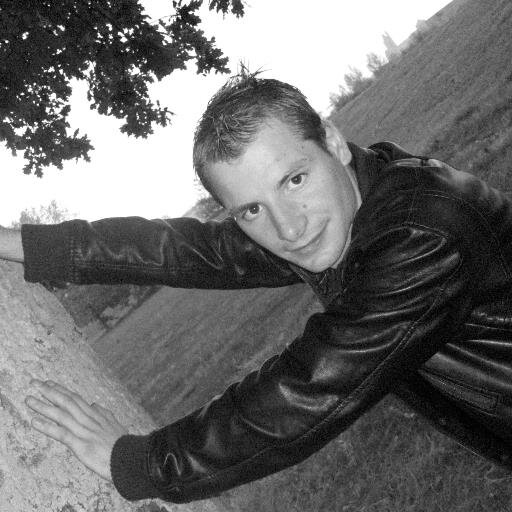 ghislain35470's profile picture. Jeune auteur de 35ans. A son actif quinze livres éditer grâce aux soutien de sa maison d’Édition https://t.co/dPQZ9ootan