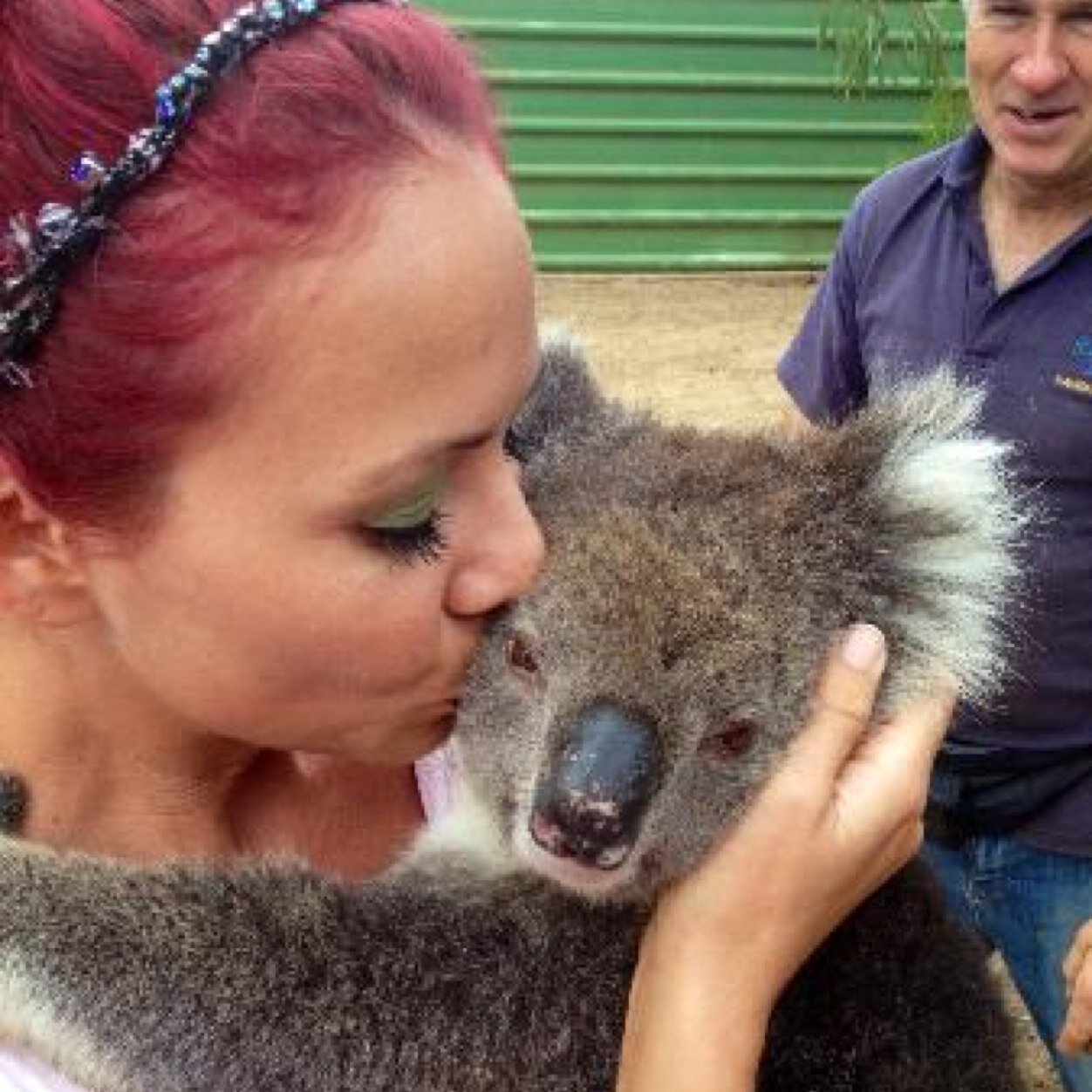 r1hannon_'s profile picture. Soon to be a happy Bride and a proud Mum!! I love my fiancé, Jacob