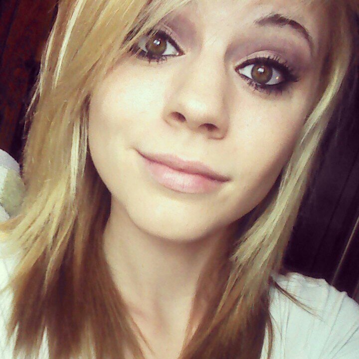 Hi i'm Kortni...i am the type of girl to change your life. (: