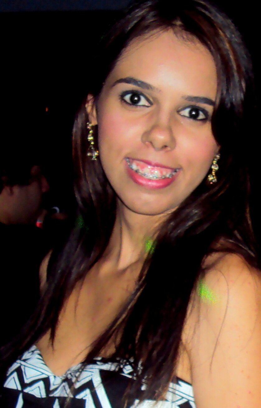 Estudante de Ciências Biológicas, 22 anos