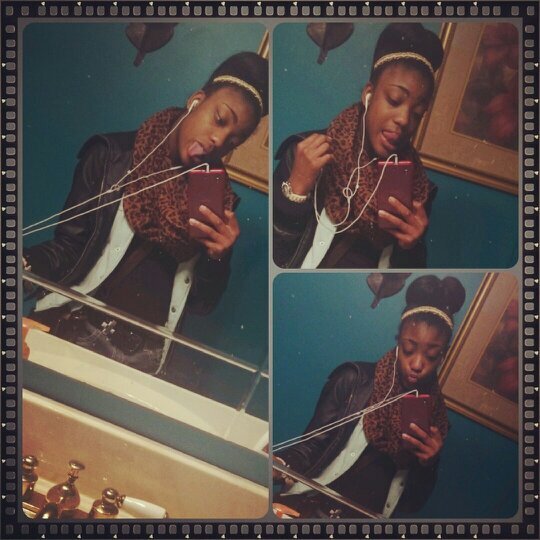 Got Hacked!! New twitter plz Follow back Im really a Model,So don't judge I'm Here Now!#TeamModels Taken!!