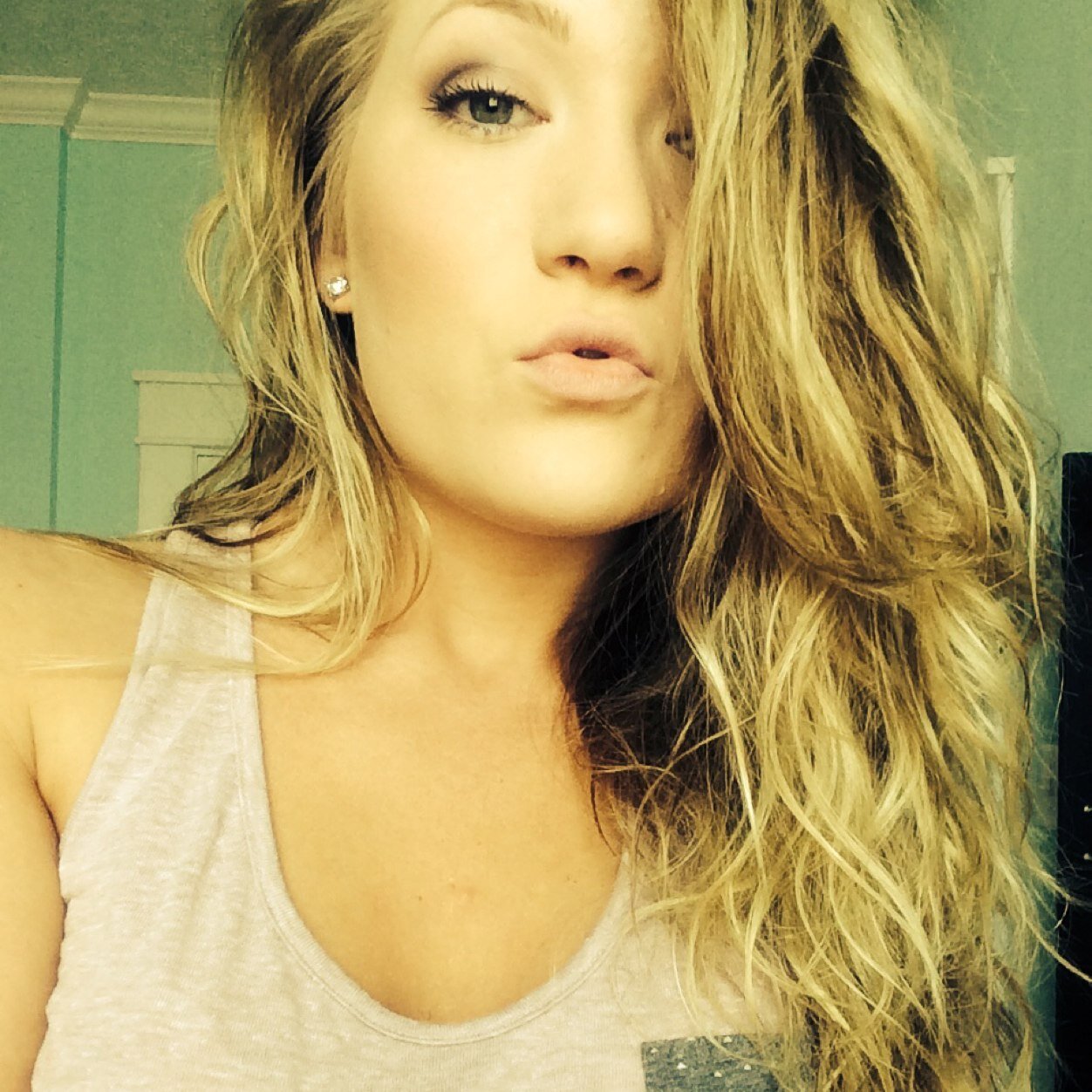 Feeding into narcissism one tweet at a time.