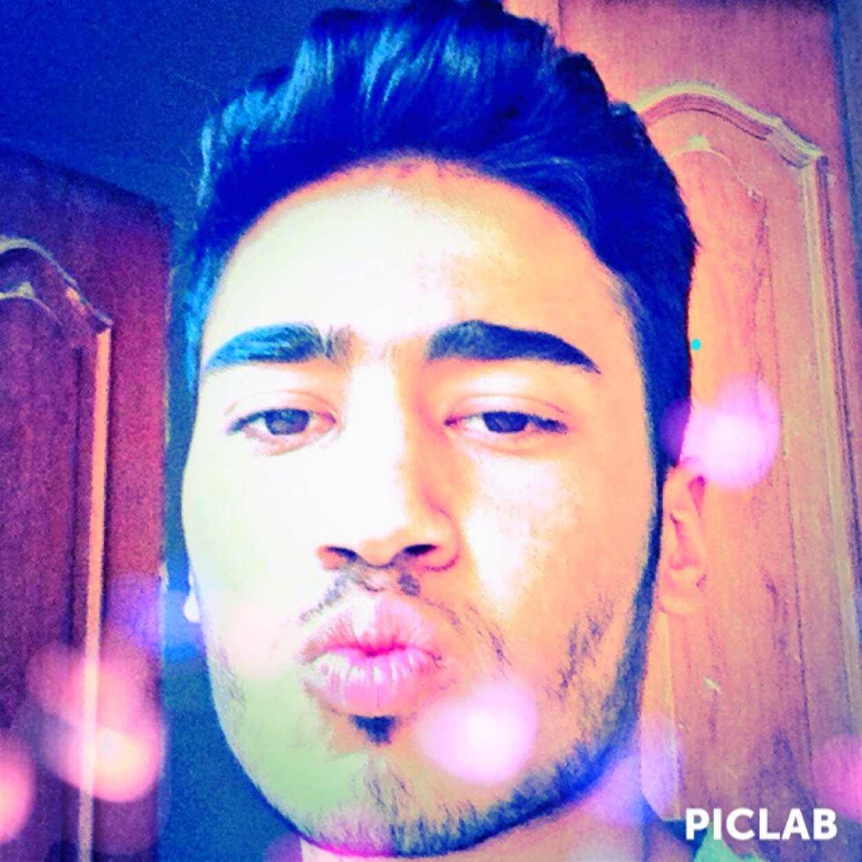 AsmailDr's profile picture. Iu