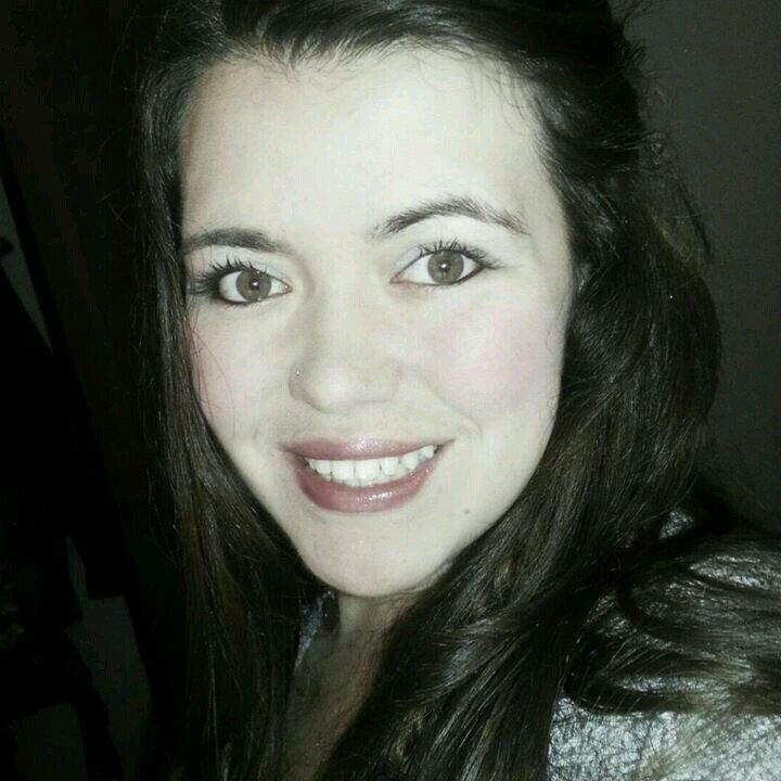 Con permiso, estoy dando un paso hacia la izquierda.