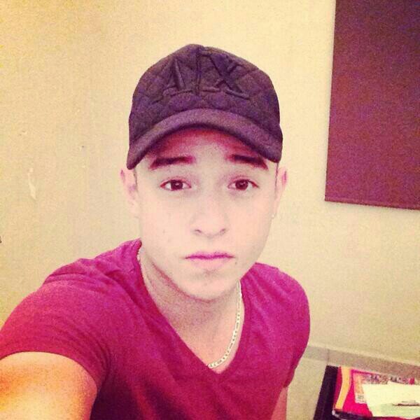 rusher me encantta btr pero ttambiie  soy jerryguirl y me gustta mucho jerry y amo a logan henderson