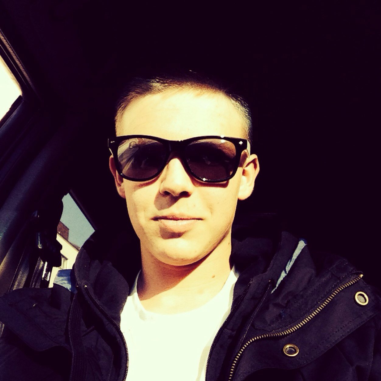 fcktheheros's profile picture. 