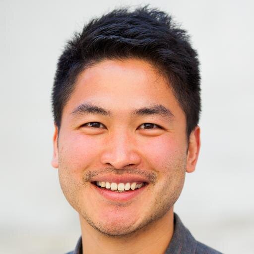 marketing + community freelancer, formerly @Airbnb. traveler, lover of food, thrill-seeker, & my dog's dad.