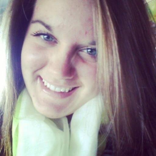 Chelsea Marie ♥
04.21.1994 ♥
Sophomore. ♥
Unity College. ♥
Fishing. ♥ 
Archery. 3
Softball. ♥
LiVe.LaUgH.LoVe. ♥