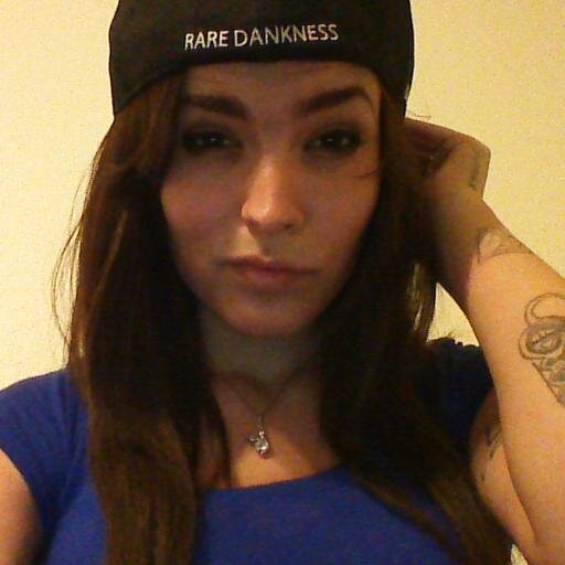 i follow active twitter accounts :) My tweets...read em & weep. REST IN PARADISE LUZERICK OWENS 3 #TeamBenjamin #TeamTatted  #TeamCurvy