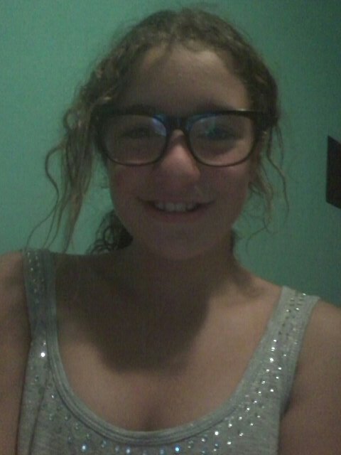 yasmin_Souza00's profile picture. '-----' Oi ?!? '-----'