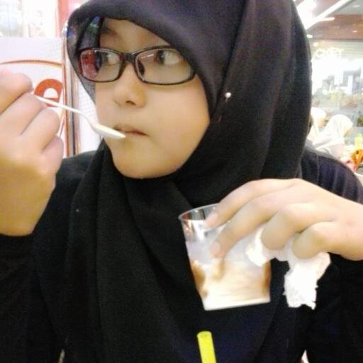 * semi-nijikon
* fujoshi otaku
* cosplayer (newbie)