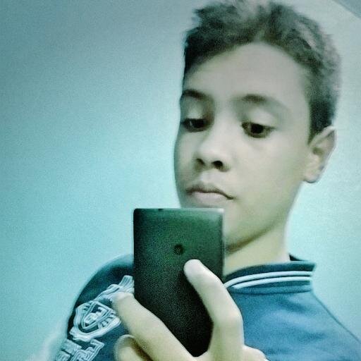 sou assessor de imprensa do snakewish.curto rock. bandas preferidas: GnR e Iron Maiden.