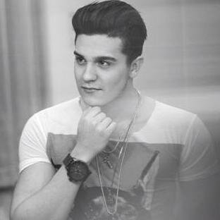 Te amarei de janeiro a janeiro,até o mundo acabar (@luansantana) .Since: 01.07.2011/ Abracei o Luan: 07/09/2013