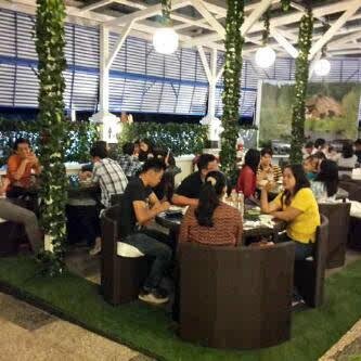 Bistro | Pleasure in Taste | House of Cake & Resto | Good Place Good Taste | Jl. Puncak Borobudur blok. J No. 520 MLG | CP 0341489900 081333984938 08113667754