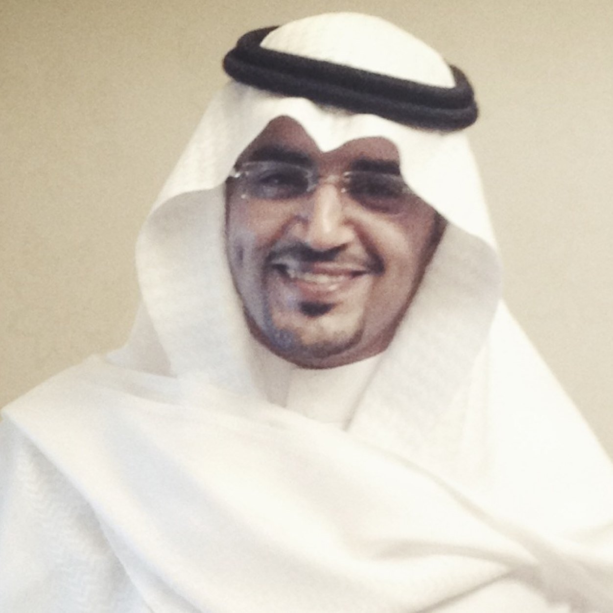 اللهم أرحم والدي بواسع رحمتك واغفر له واجعل قبره روضه من رياض الجنه يااارب