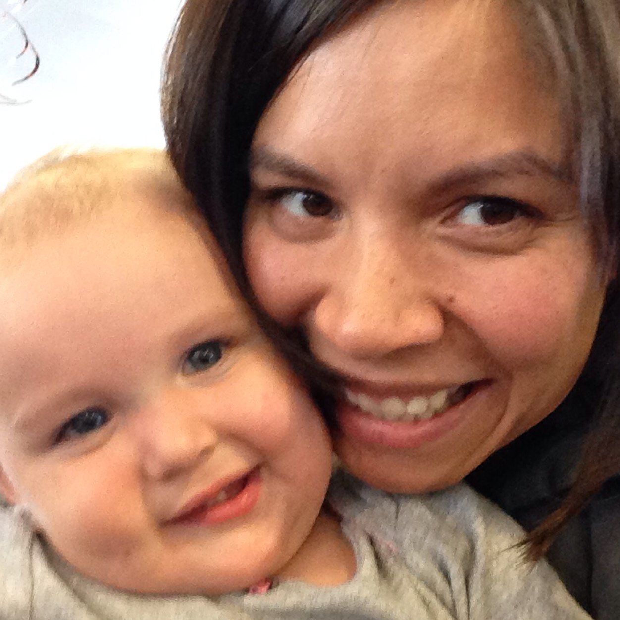 LizTapan's profile picture. 