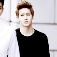 สวัสดีครับ ผม คิม ซูโฮ ลีดเดอร์ฝั่ง EXOK  แล้วคุณล่ะ? มาทำความรู้จักกันหน่อยมั๊ย?.ยิ้ม. ทักได้นะครับ❤  ►open 020514◄ ☞《91line》