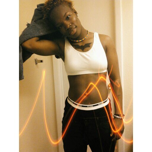 Lesbian Pride♀♥♀ ;  Classically Handsome WoMAN ; Follow me on instagram @ilovepu.ssy