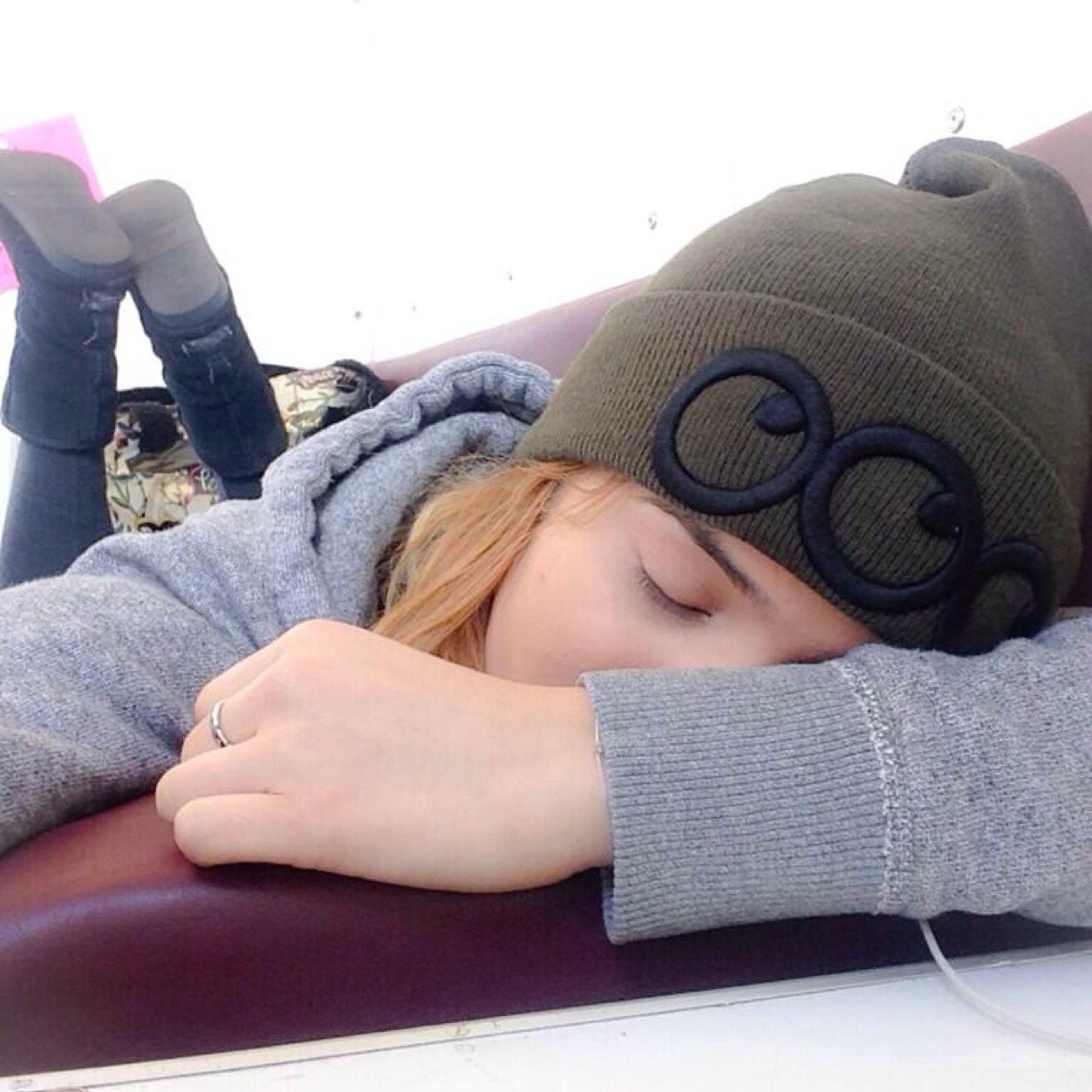 To support the one & only @chachigonzales! She's our inspiration & we LOVE her :) 4Ever A koaladancebot 6/14/11 @ChachiGonzales followed us!!!