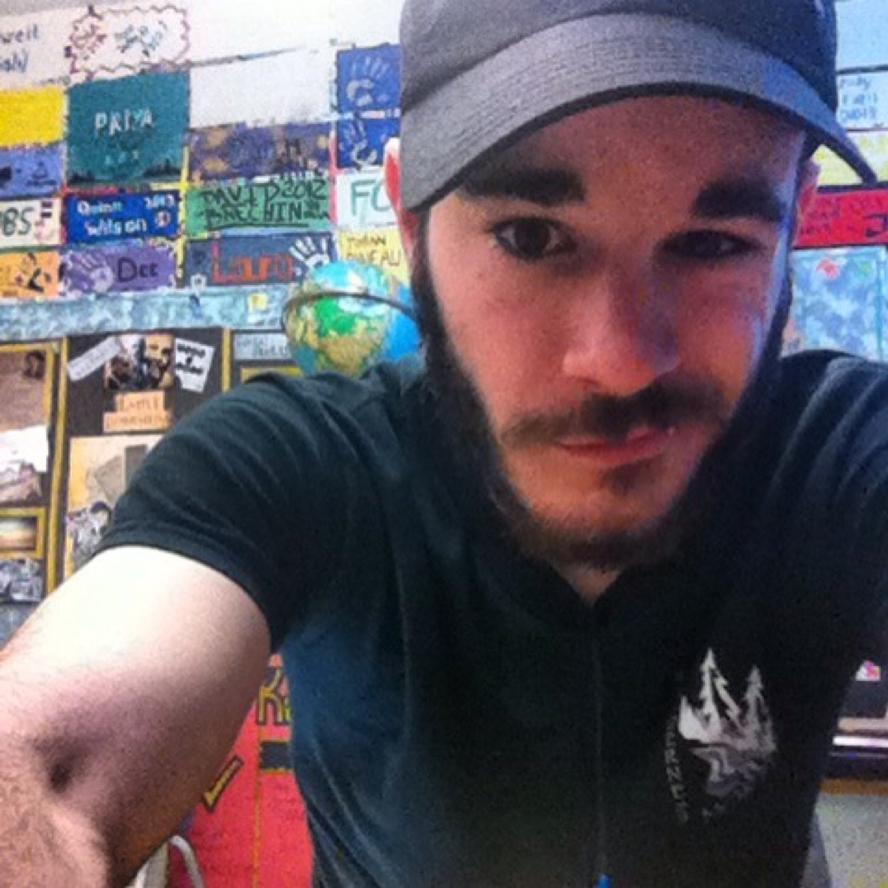 I'm 18 and grow a 21 year old's beard. BMX is my passion, steal my heart and I'll steal yours. @_heggie is mine, dont touch