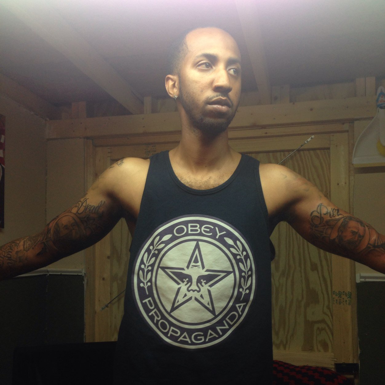 AceBoogyMBG's profile picture. #MBG #TeamMarley IG: aceboogymbg. Fake shoes thats that shit I DONT LIKE!!!