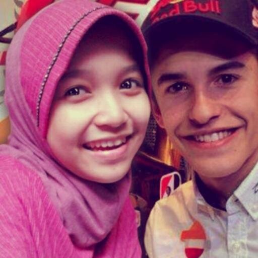 I'm afifah, I'm from Indonesia, 17 year old, I love to sing because music is my soul. and I'm sure I can be realize my dream :)