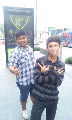 azwan_sofian's profile picture. 17's. Always Love You ♥I know bout me , but I don't know bout you. Follow me if you want, unfollow if you hate me