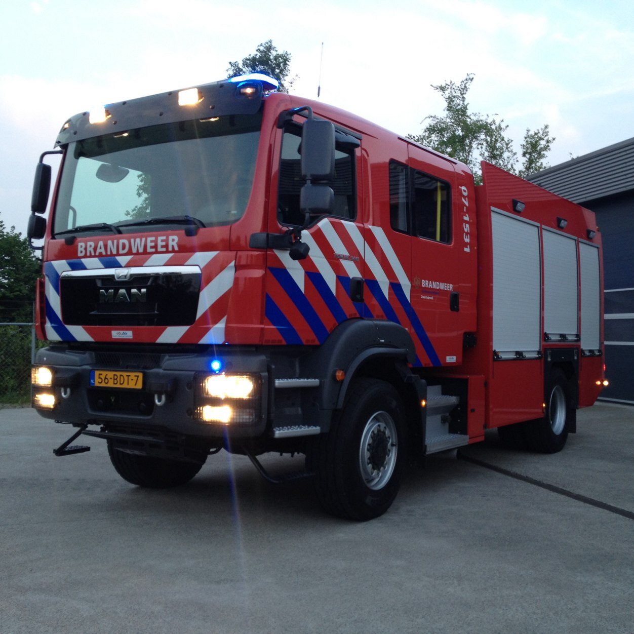 Brandweer Zwartebroek
Volg ons ook op http://t.co/NNhh9oI5