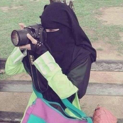 Idayu_Idris's profile picture. Mafi Qalbi Ghairullah