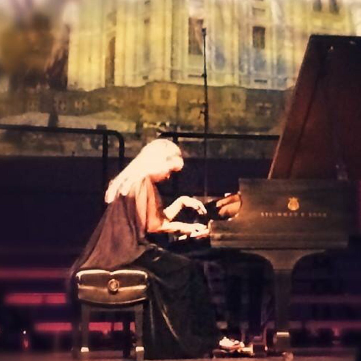 Professor of Music at CSUS and American River College. MM in Piano Performance, CSUS. MM in History and Theory of Music. BM in Choir Conducting, Moscow.