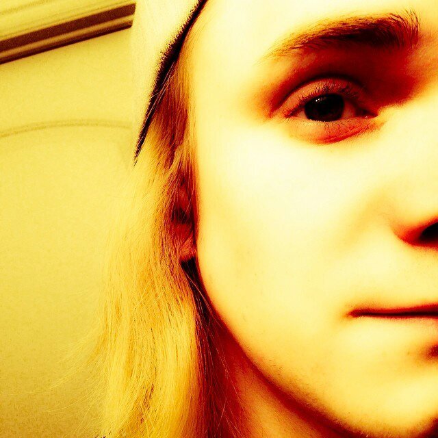 Official_JLouis's profile picture. 