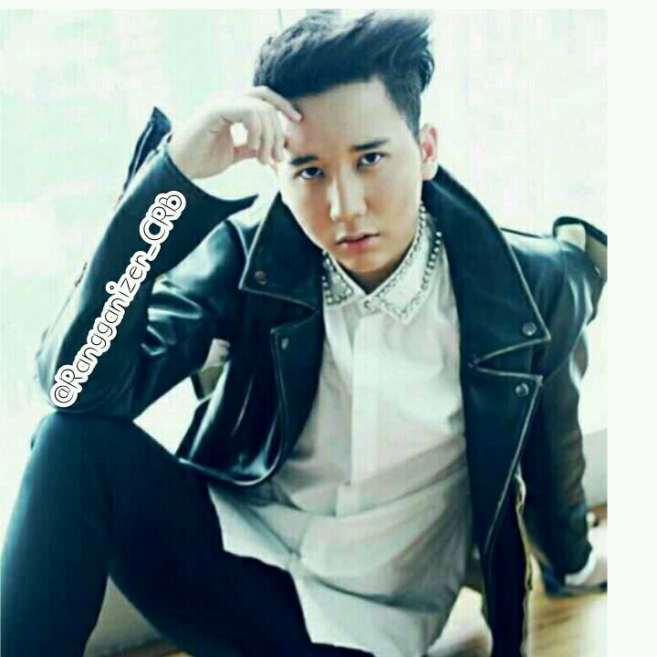 OFFICIAL FANBASE @RANGGANIZERRR from CIREBON. followed by @Rangga_Moela Member of @SMASHindonesia.
The one & only #SPECTA MAN for #SPECTA Soldiers!