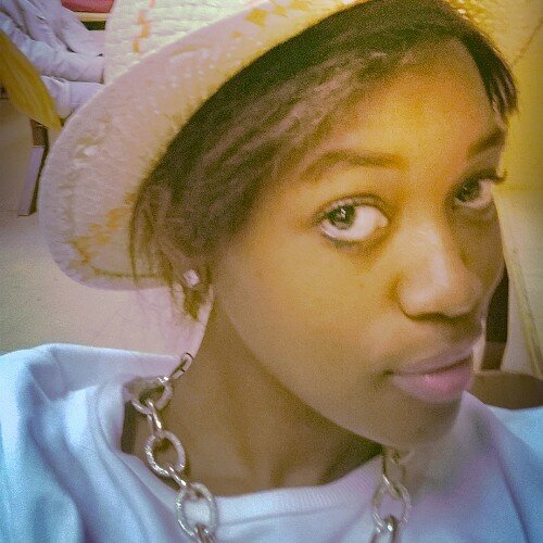 Juliet18381938's profile picture. Nothing better than being your self,Kabelo Ramoba!