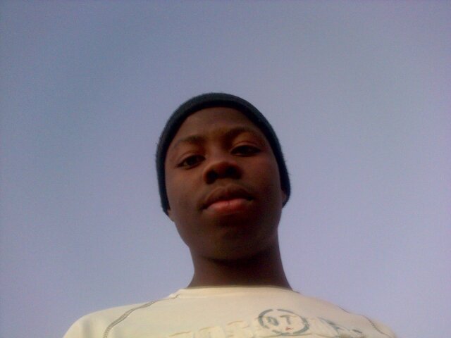 KabeloXavi's profile picture. Player at tuks under 17 development @S.A music @cashtimelife.          Sponsored by #Nike All gold everything RT►^