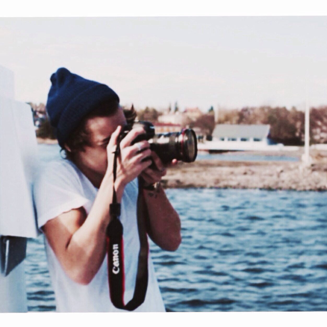 Hello there lovely, could you please follow @visualou? Thanks stay rad x