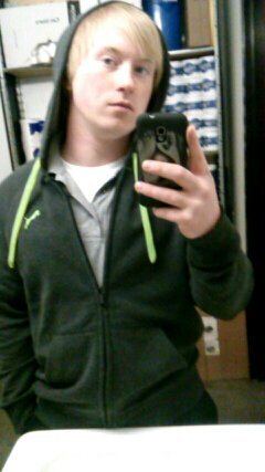 f0bf89b454cd4aa's profile picture. 